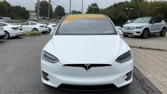 2018 Tesla Model X 5YJXCBE21JF118847