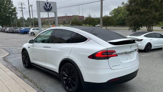 2018 Tesla Model X 5YJXCBE21JF118847