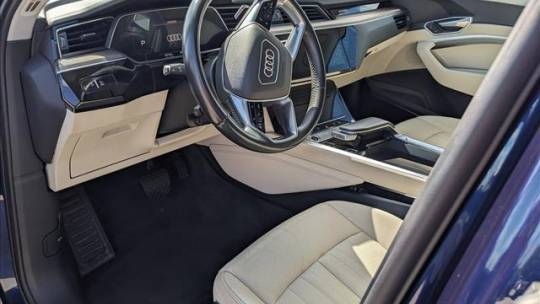 2021 Audi e-tron WA12AAGE6MB006046