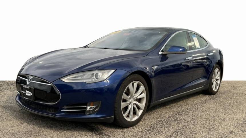2015 Tesla Model S 5YJSA1H20FF085840