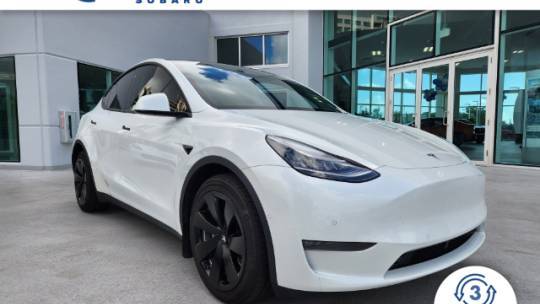 2021 Tesla Model Y 5YJYGDEE6MF082365