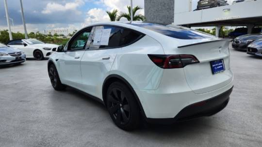 2021 Tesla Model Y 5YJYGDEE6MF082365