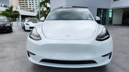 2021 Tesla Model Y 5YJYGDEE6MF082365