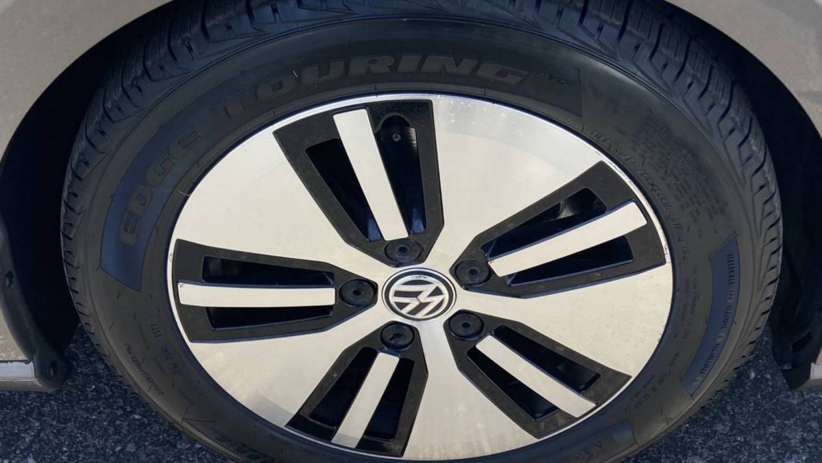 2015 Volkswagen e-Golf WVWPP7AU5FW908132
