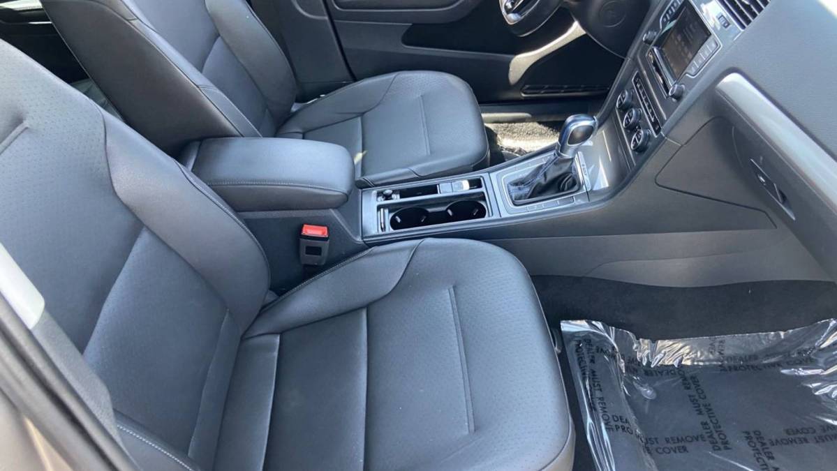 2015 Volkswagen e-Golf WVWPP7AU5FW908132