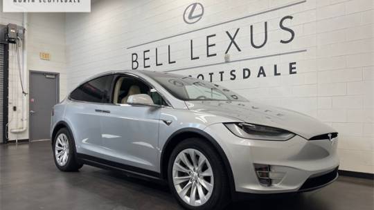2018 Tesla Model X 5YJXCDE25JF132603