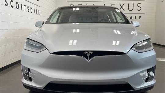 2018 Tesla Model X 5YJXCDE25JF132603