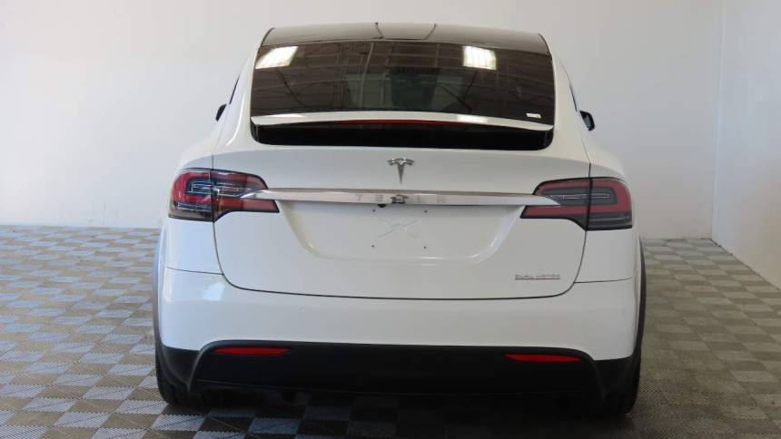 2020 Tesla Model X 5YJXCBE40LF217454