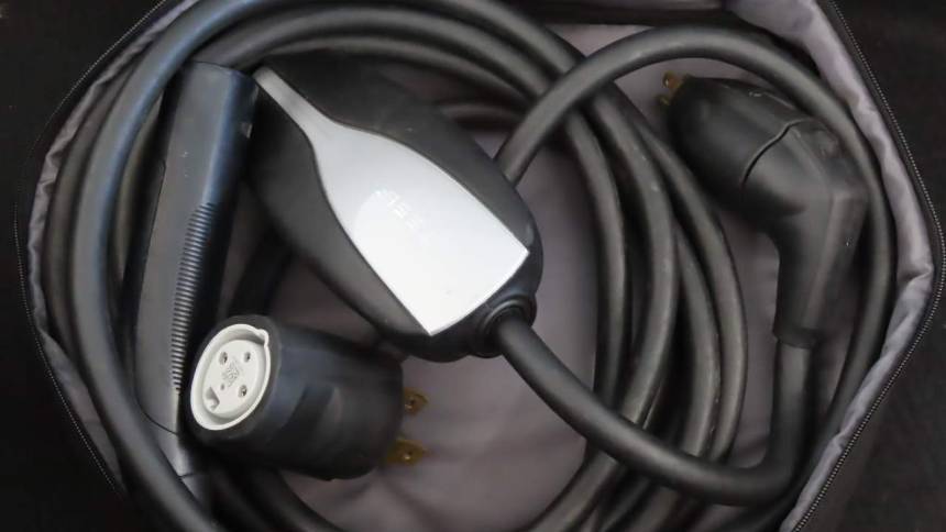 2020 Tesla Model X 5YJXCBE40LF217454