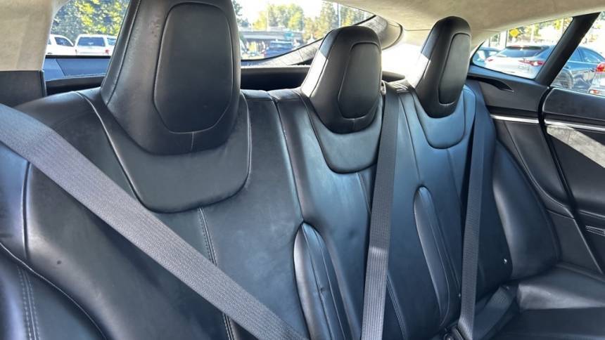 2016 Tesla Model S 5YJSA1E29GF137262