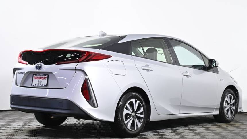 2018 Toyota Prius Prime JTDKARFP7J3083831