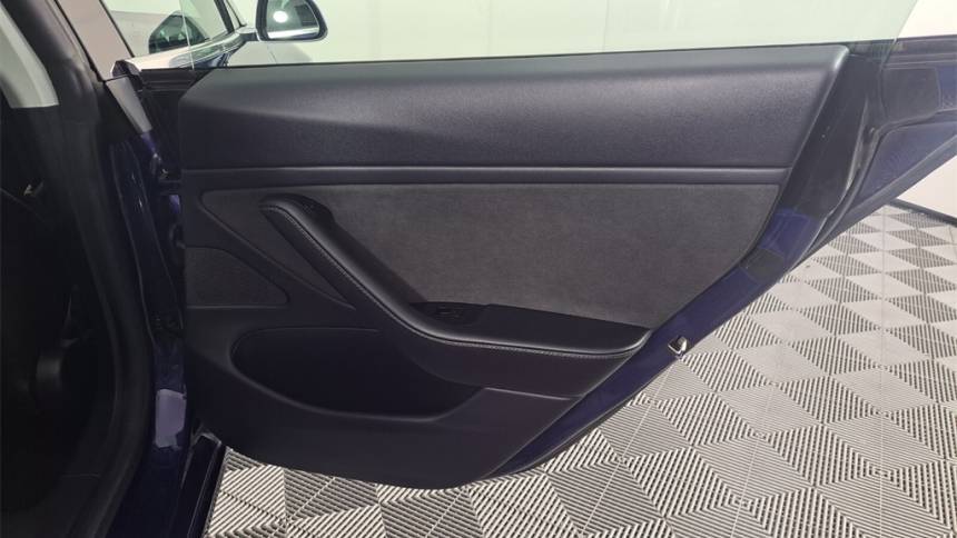 2019 Tesla Model 3 5YJ3E1EA0KF425888