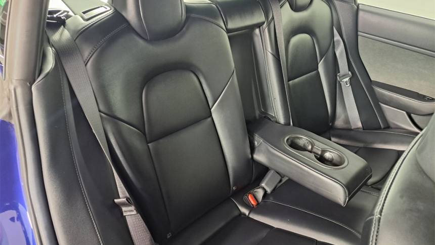 2019 Tesla Model 3 5YJ3E1EA0KF425888