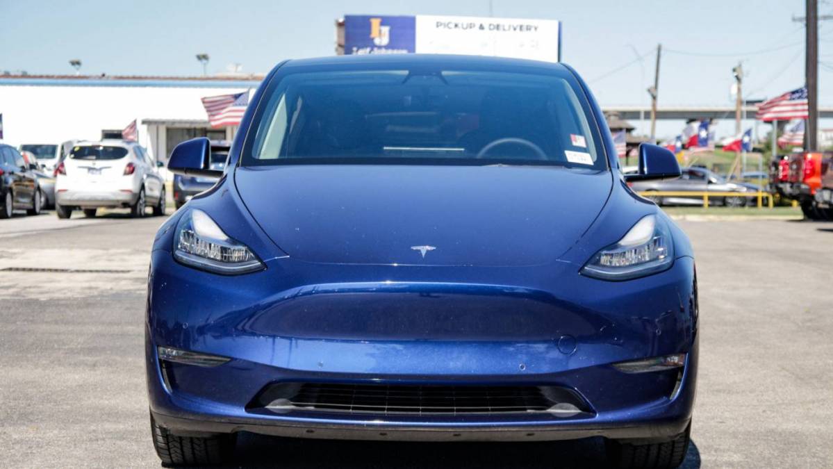 2021 Tesla Model Y 5YJYGDEE3MF300505