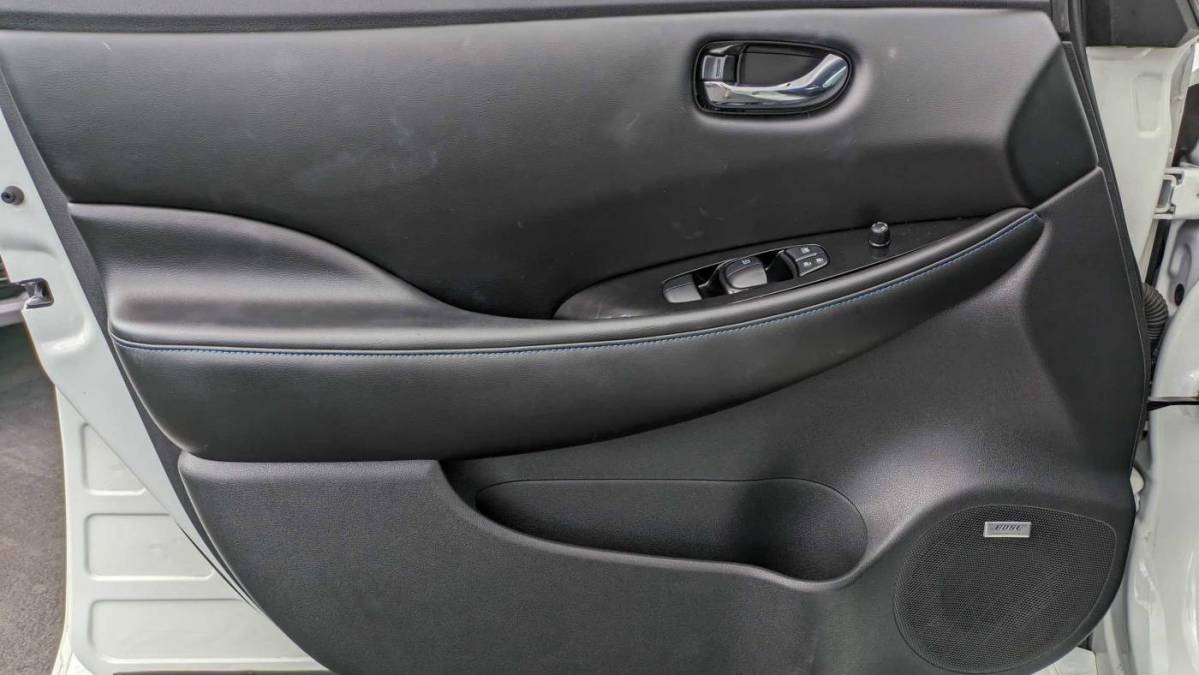 2021 Nissan LEAF 1N4BZ1DV9MC550558