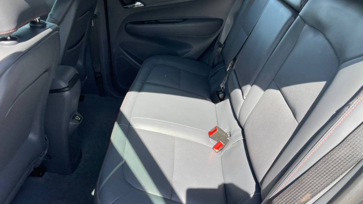 2018 Chevrolet Bolt 1G1FX6S06J4138831
