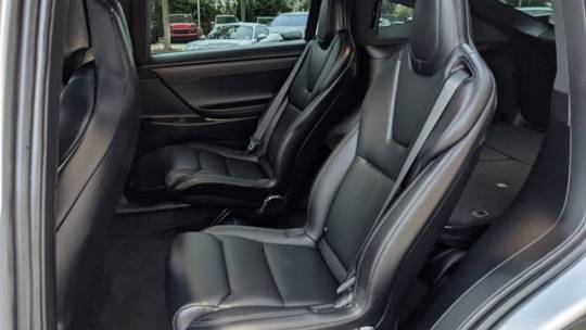 2018 Tesla Model X 5YJXCBE26JF101610