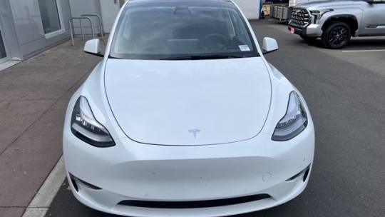 2021 Tesla Model Y 5YJYGDEE5MF142121