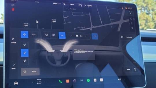 2021 Tesla Model Y 5YJYGDEE9MF087978