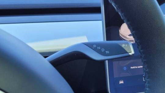2021 Tesla Model Y 5YJYGDEE9MF087978