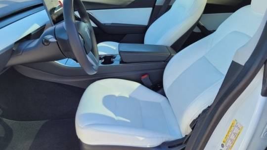 2021 Tesla Model Y 5YJYGDEE9MF087978