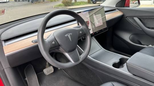 2020 Tesla Model Y 5YJYGDEE4LF053638