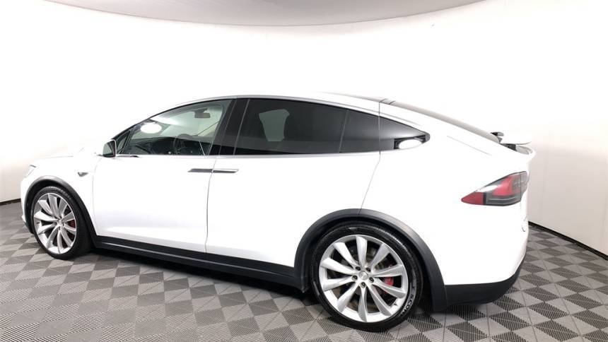 2016 Tesla Model X 5YJXCBE49GF015928