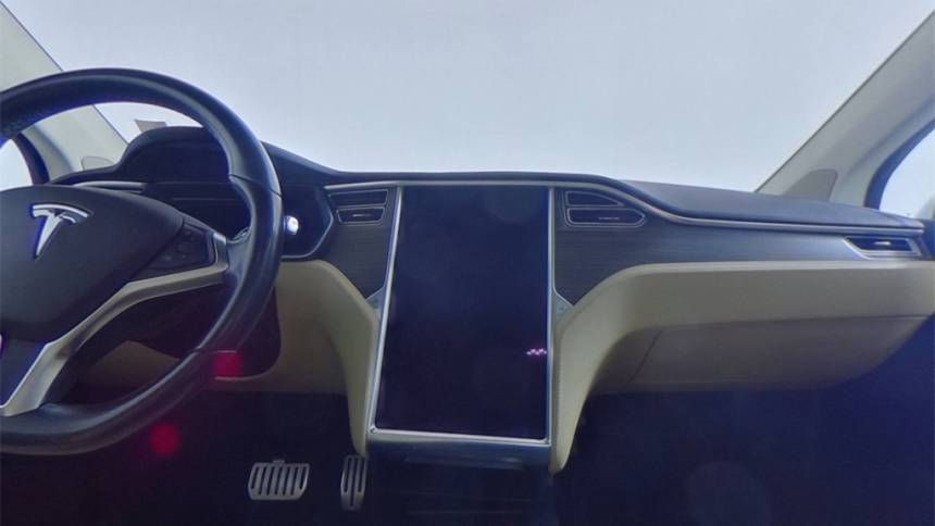 2016 Tesla Model X 5YJXCBE49GF015928