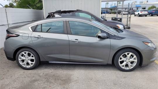 2017 Chevrolet VOLT 1G1RB6S52HU175456
