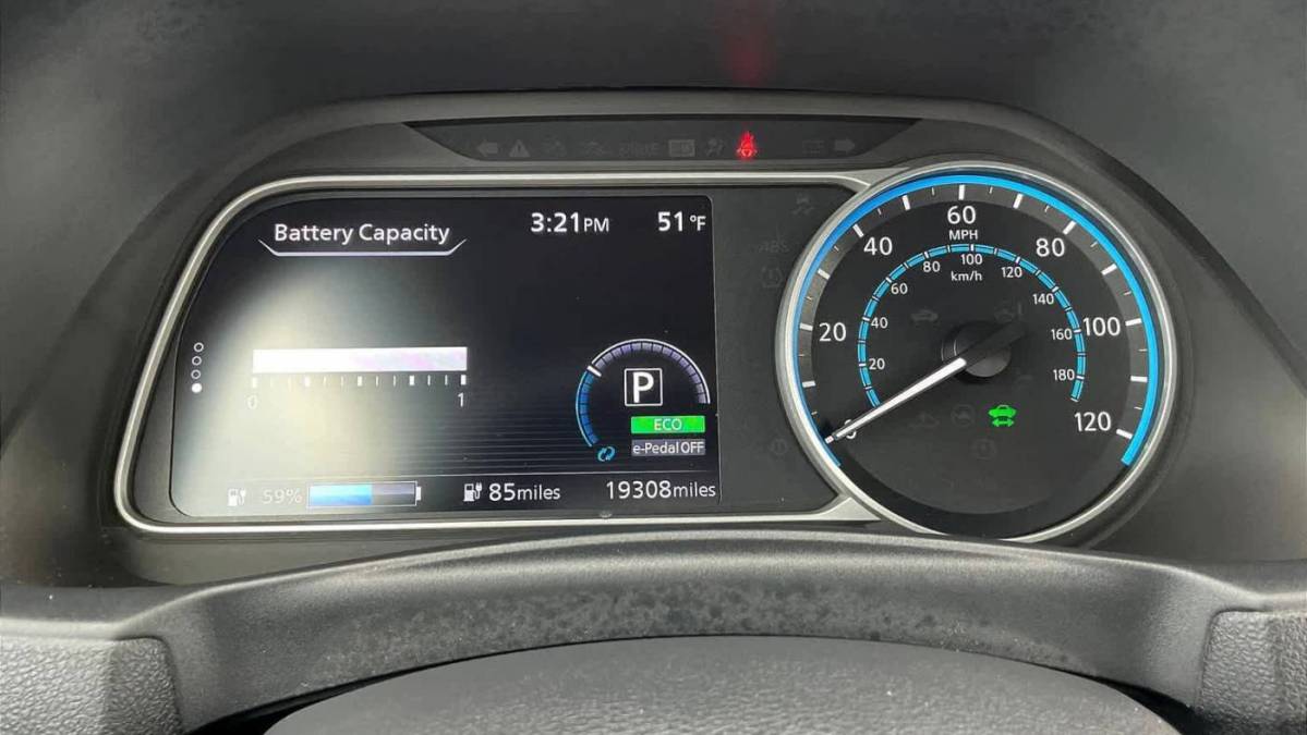 2021 Nissan LEAF 1N4AZ1CV1MC555234