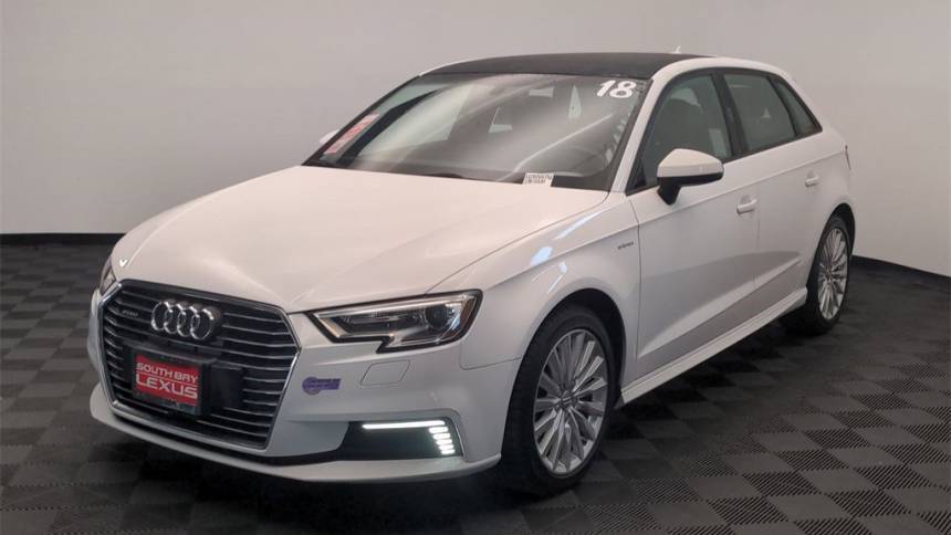 2018 Audi A3 Sportback e-tron WAUUPBFF8JA068253