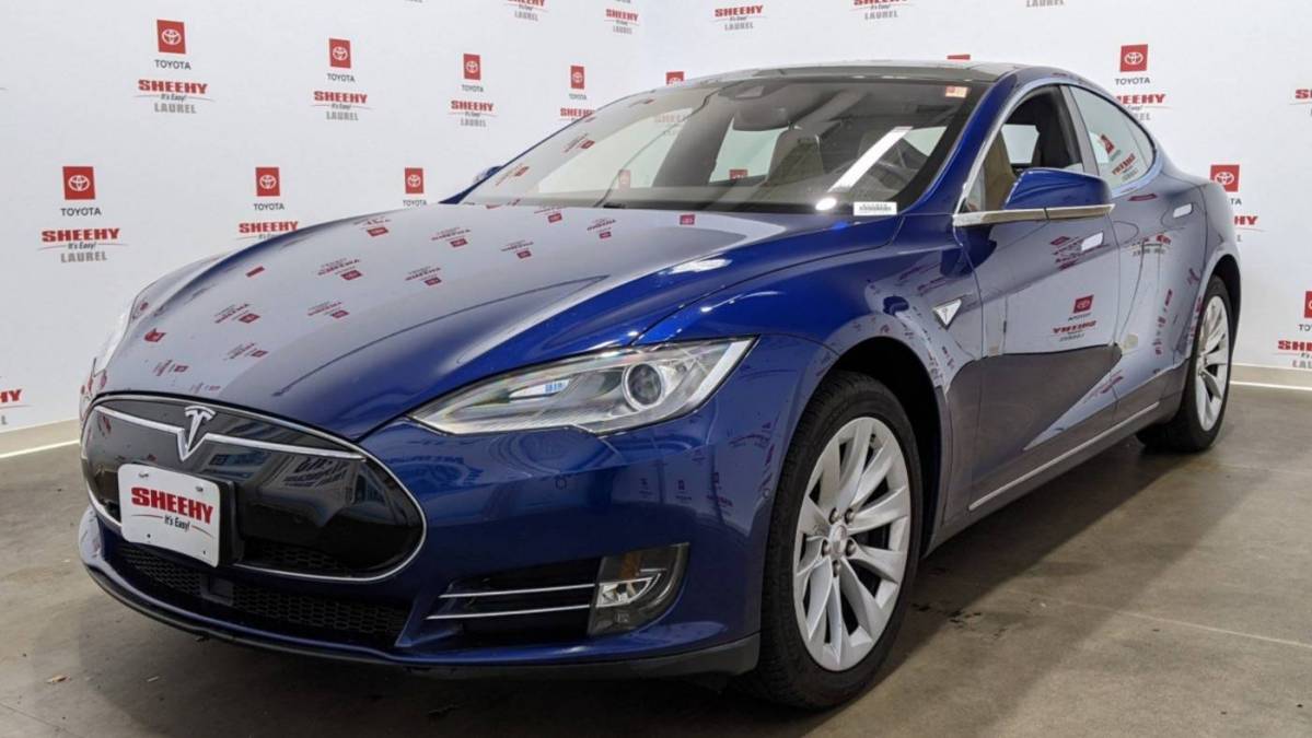 2016 Tesla Model S 5YJSA1E25GF130034