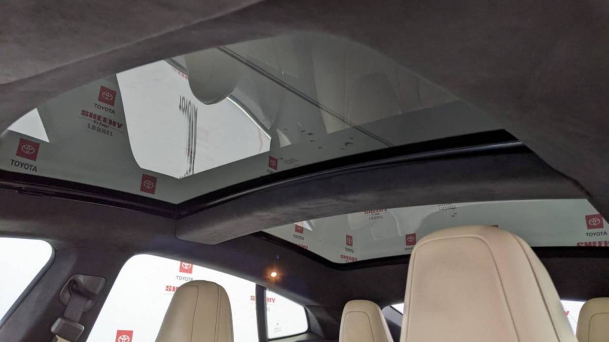 2016 Tesla Model S 5YJSA1E25GF130034