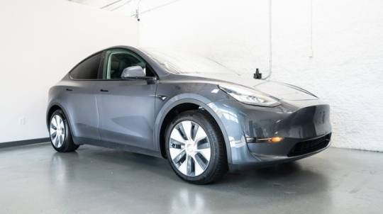 2020 Tesla Model Y 5YJYGDEE0LF025156