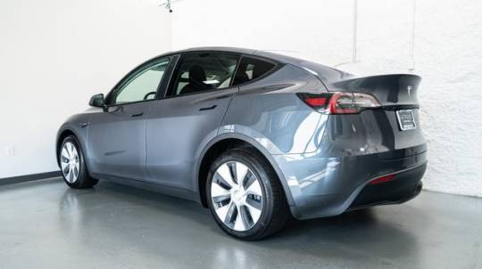 2020 Tesla Model Y 5YJYGDEE0LF025156