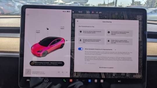 2018 Tesla Model 3 5YJ3E1EB4JF085247
