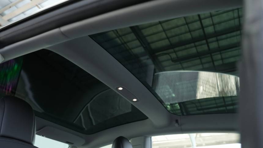 2018 Tesla Model 3 5YJ3E1EA0JF008799