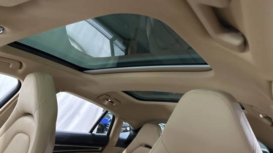 2018 Porsche Panamera WP0AE2A73JL177946