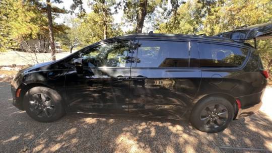 2020 Chrysler Pacifica Hybrid 2C4RC1N70LR159721