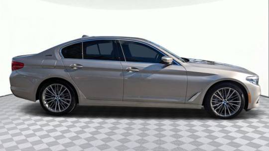 2019 BMW 5 Series WBAJB1C52KB376344