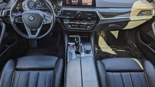 2019 BMW 5 Series WBAJB1C52KB376344