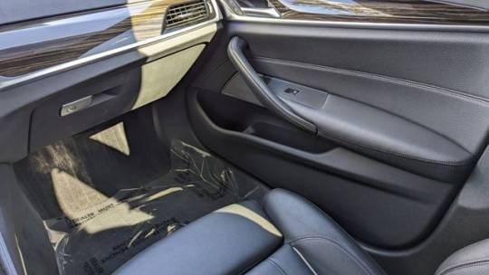 2019 BMW 5 Series WBAJB1C52KB376344