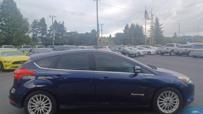 2016 Ford Focus 1FADP3R47GL293768