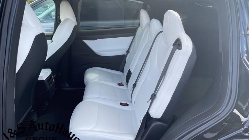 2020 Tesla Model X 5YJXCDE44LF235838