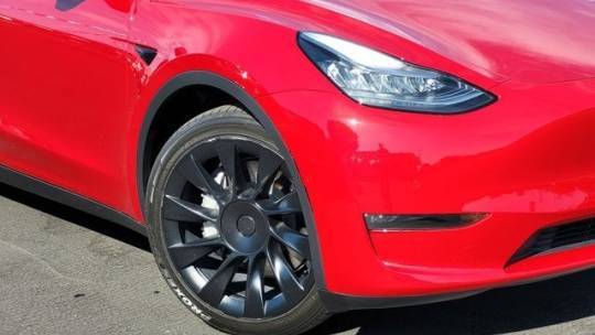 2021 Tesla Model Y 5YJYGDEE0MF072267