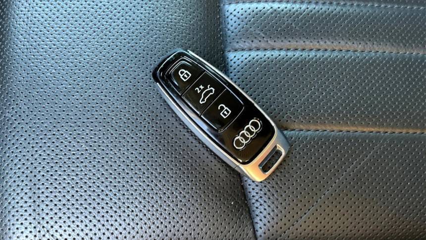 2021 Audi e-tron WA12AAGE7MB000546