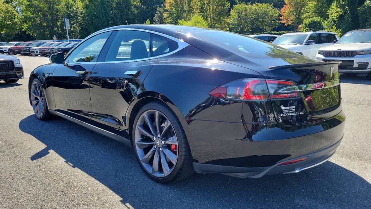 2014 Tesla Model S 5YJSA1H21EFP67477