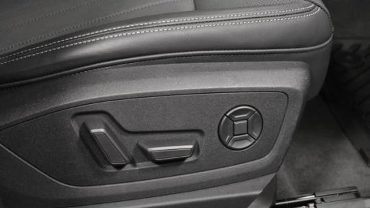 2021 Audi e-tron WA12AAGE4MB002271