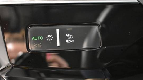 2021 Audi e-tron WA12AAGE4MB002271