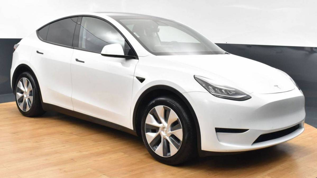 2020 Tesla Model Y 5YJYGDEE2LF044212